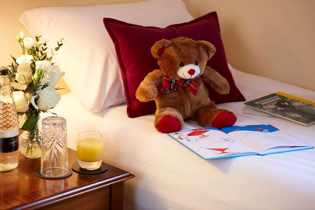Macdonald Craxton Wood Hotel & Spa Ledsham  Oda fotoğraf