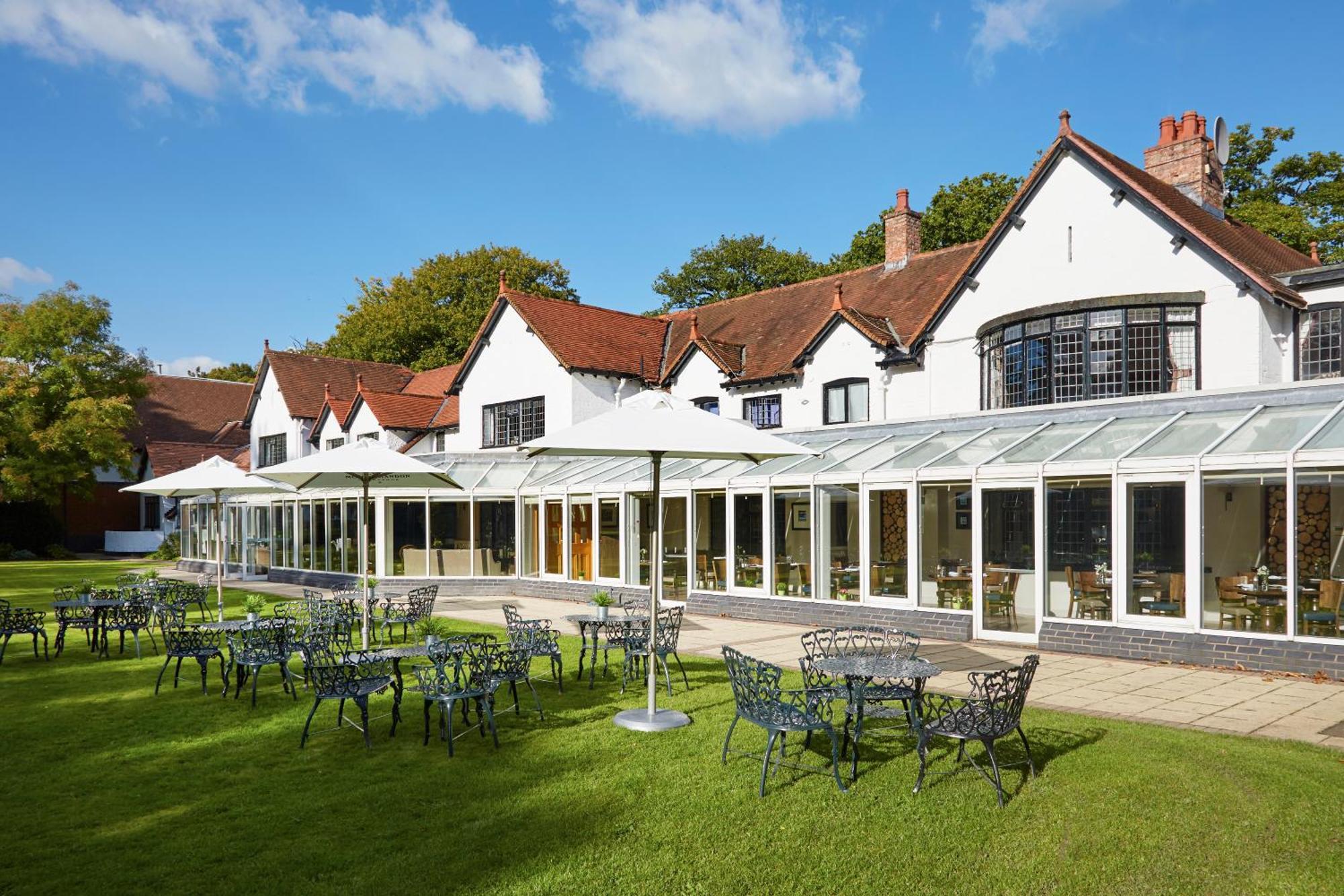 Macdonald Craxton Wood Hotel & Spa Ledsham  Dış mekan fotoğraf