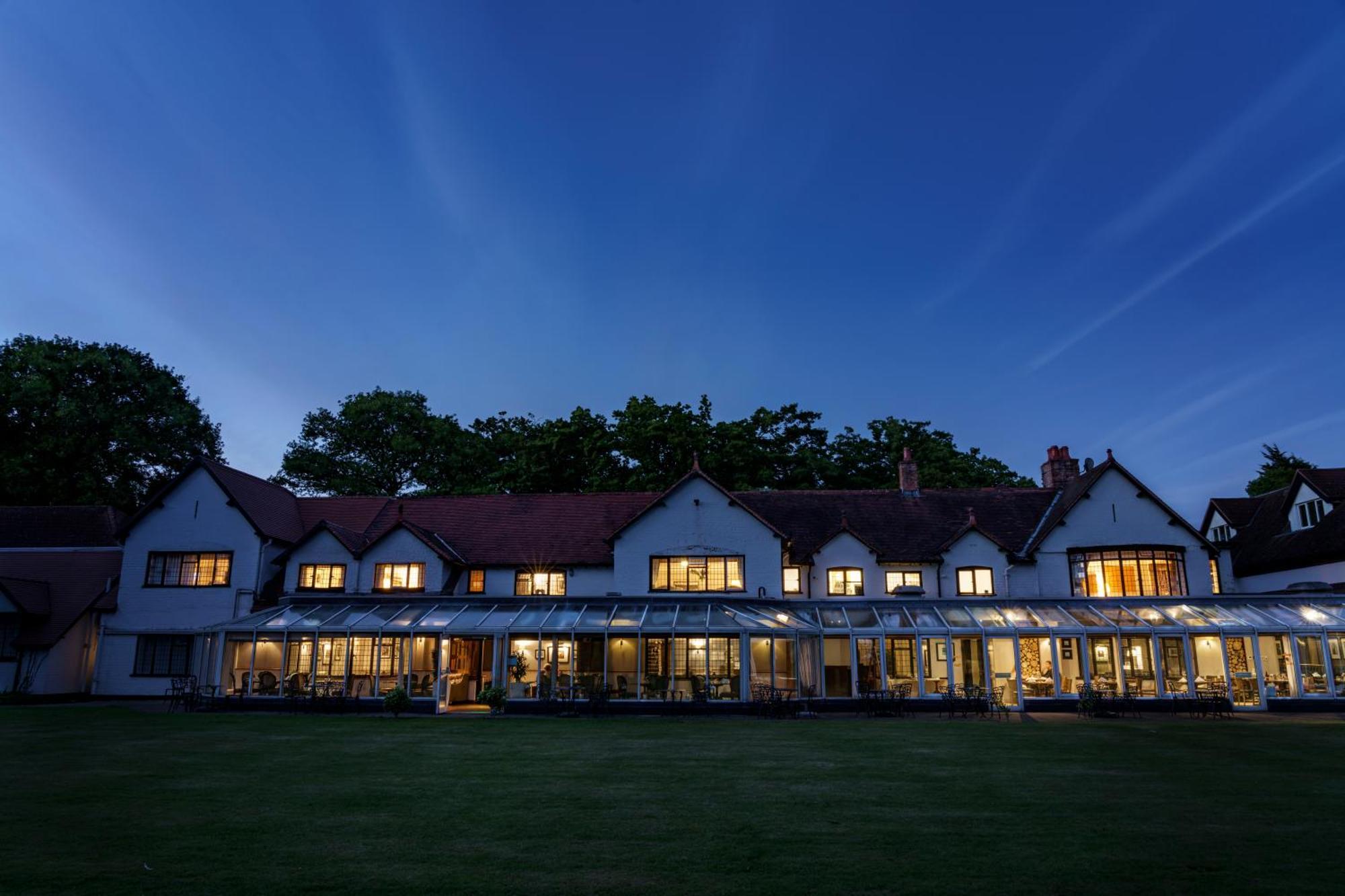 Macdonald Craxton Wood Hotel & Spa Ledsham  Dış mekan fotoğraf