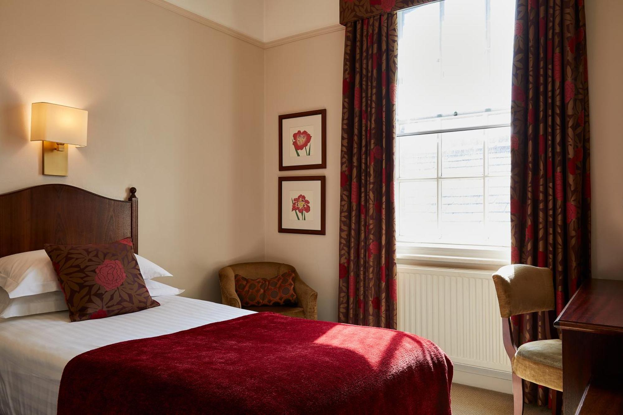 Macdonald Craxton Wood Hotel & Spa Ledsham  Dış mekan fotoğraf