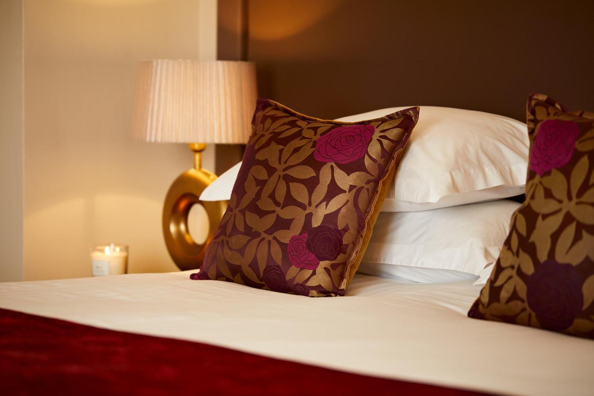 Macdonald Craxton Wood Hotel & Spa Ledsham  Dış mekan fotoğraf