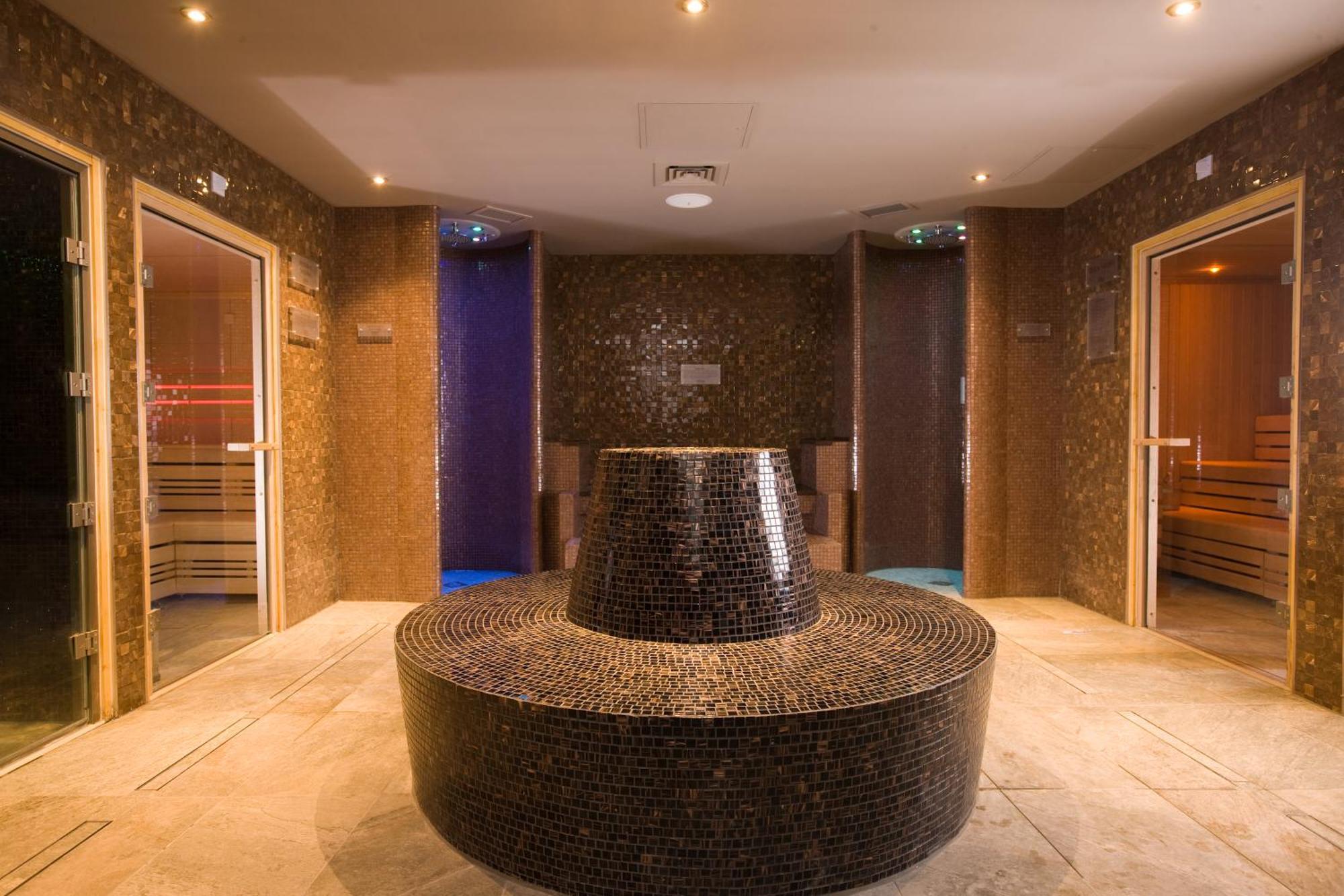 Macdonald Craxton Wood Hotel & Spa Ledsham  Dış mekan fotoğraf