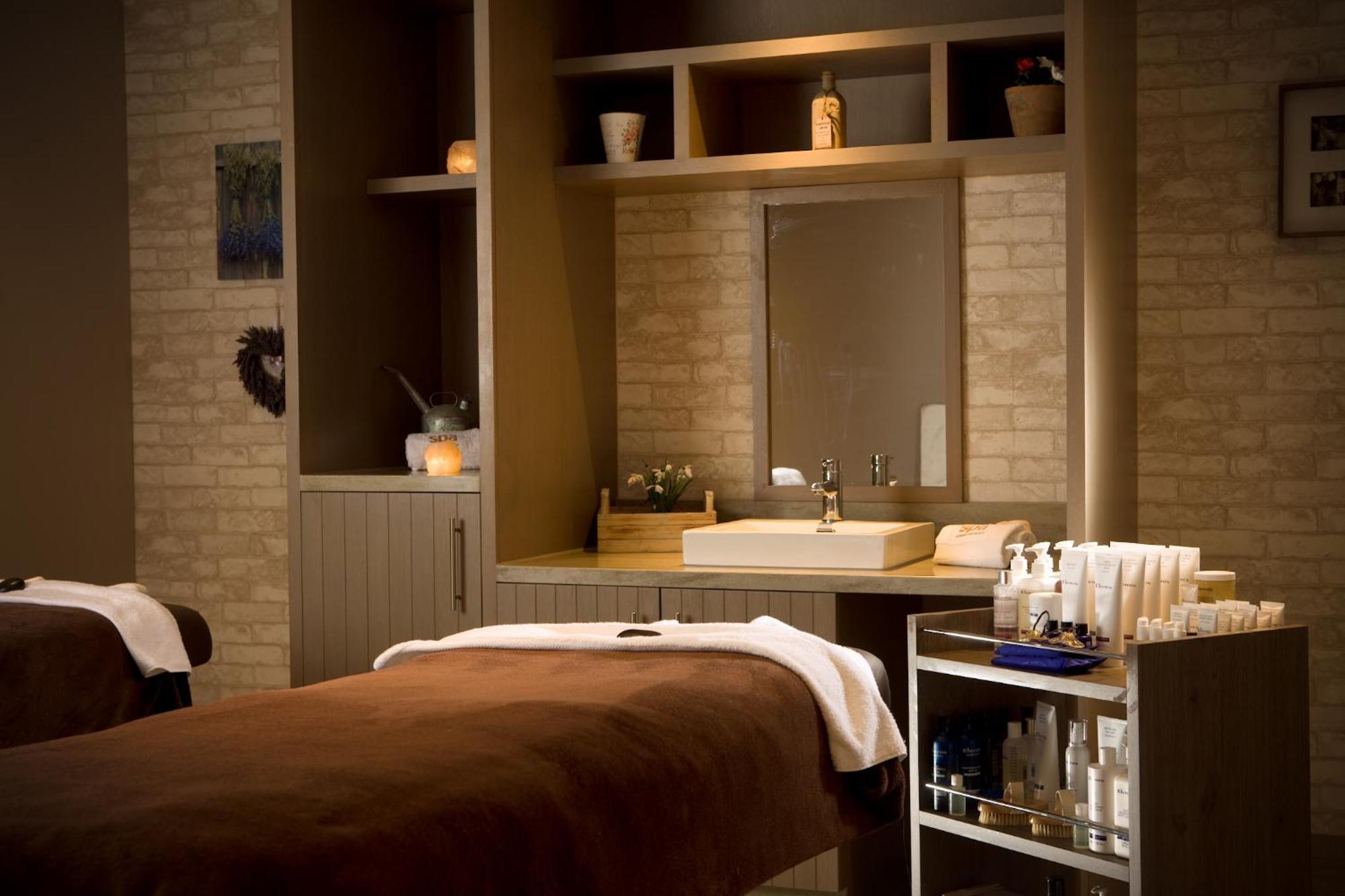 Macdonald Craxton Wood Hotel & Spa Ledsham  Dış mekan fotoğraf