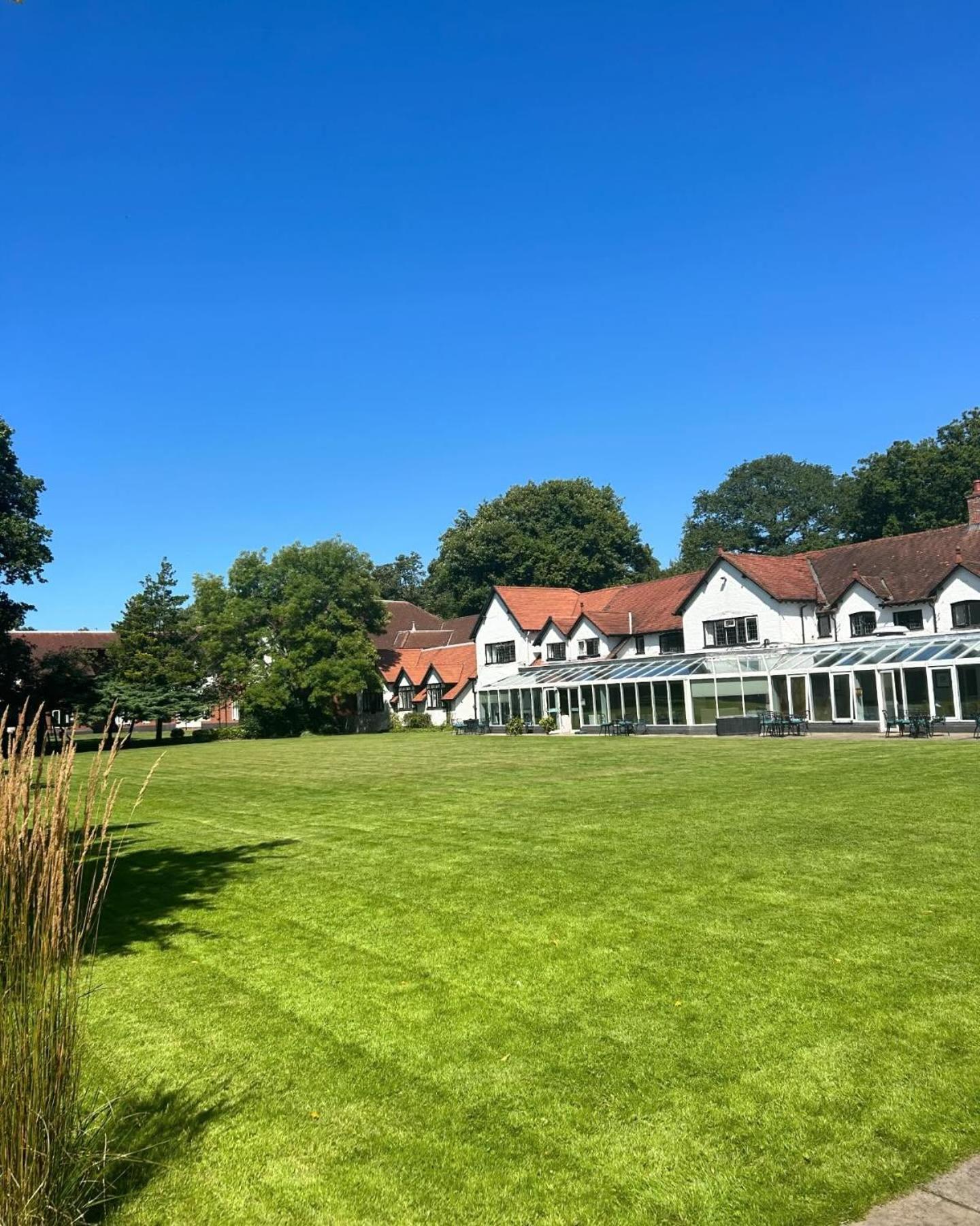 Macdonald Craxton Wood Hotel & Spa Ledsham  Dış mekan fotoğraf